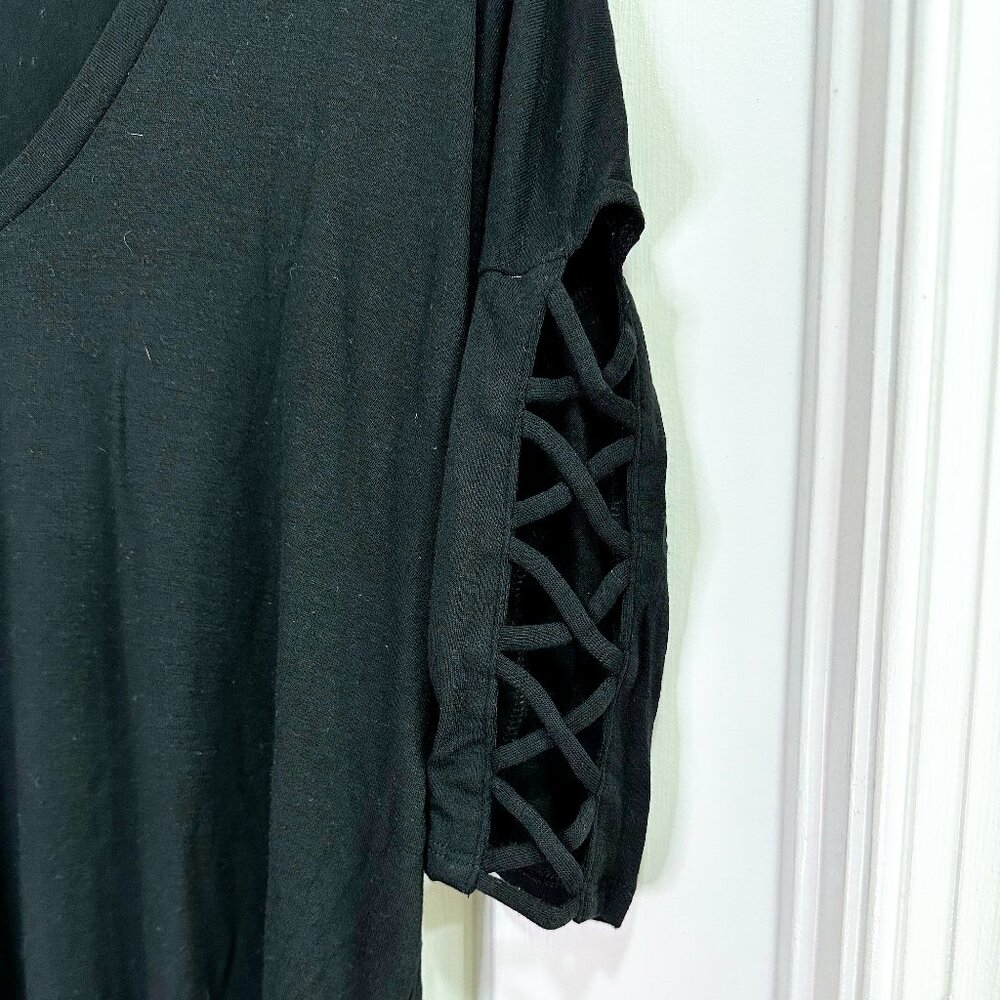 Express Crisscross Short Sleeve Shirt